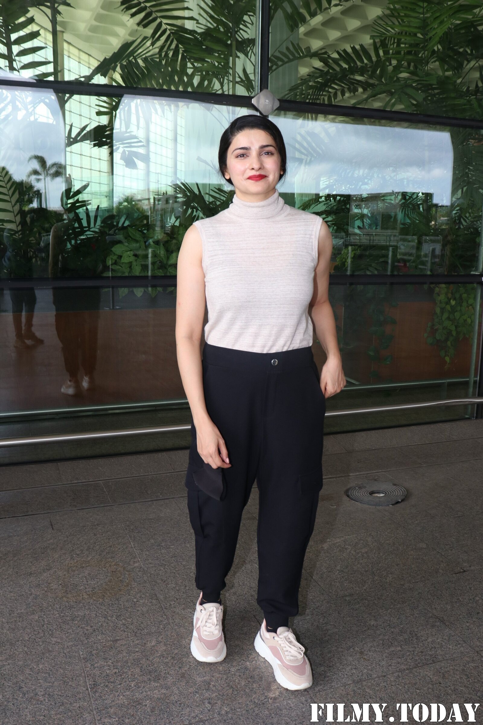 Prachi Desai - Photos: Celebs Spotted At Airport | Picture 1868847