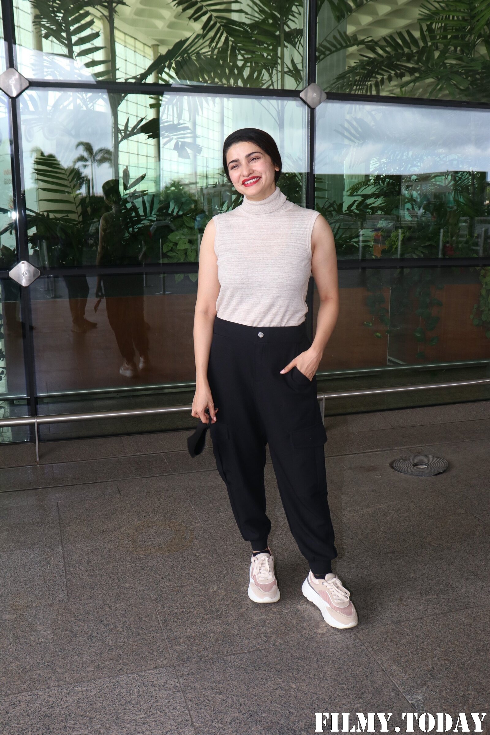 Prachi Desai - Photos: Celebs Spotted At Airport | Picture 1868844