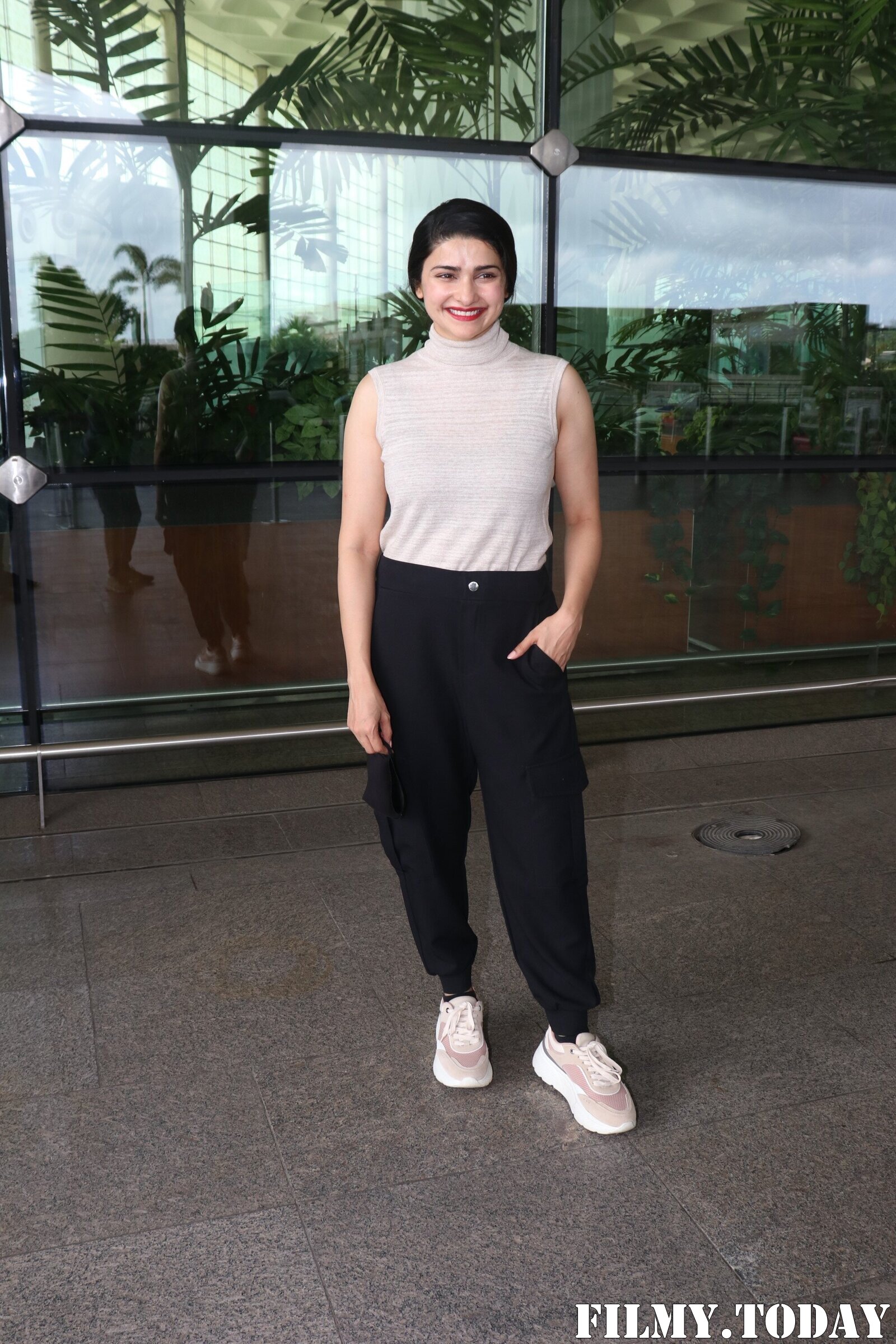 Prachi Desai - Photos: Celebs Spotted At Airport | Picture 1868846