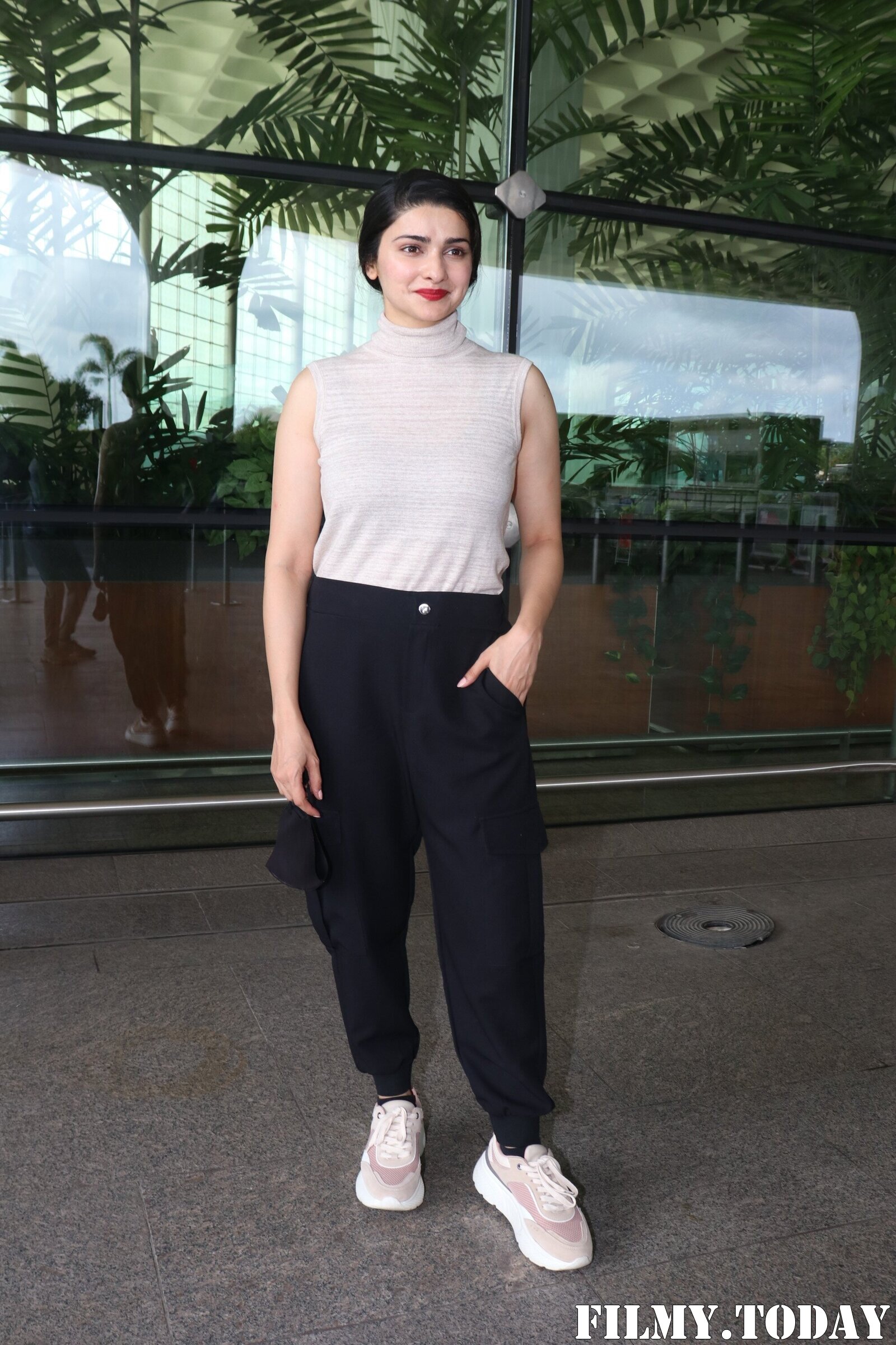 Prachi Desai - Photos: Celebs Spotted At Airport | Picture 1868848