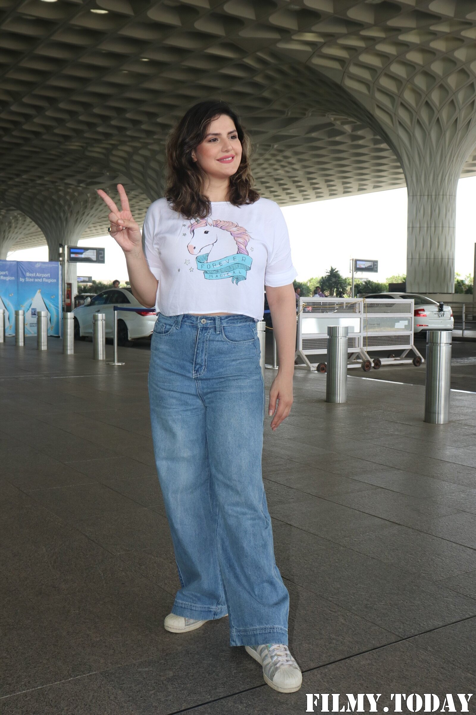 Zarine Khan - Photos: Celebs Spotted At Airport | Picture 1868718