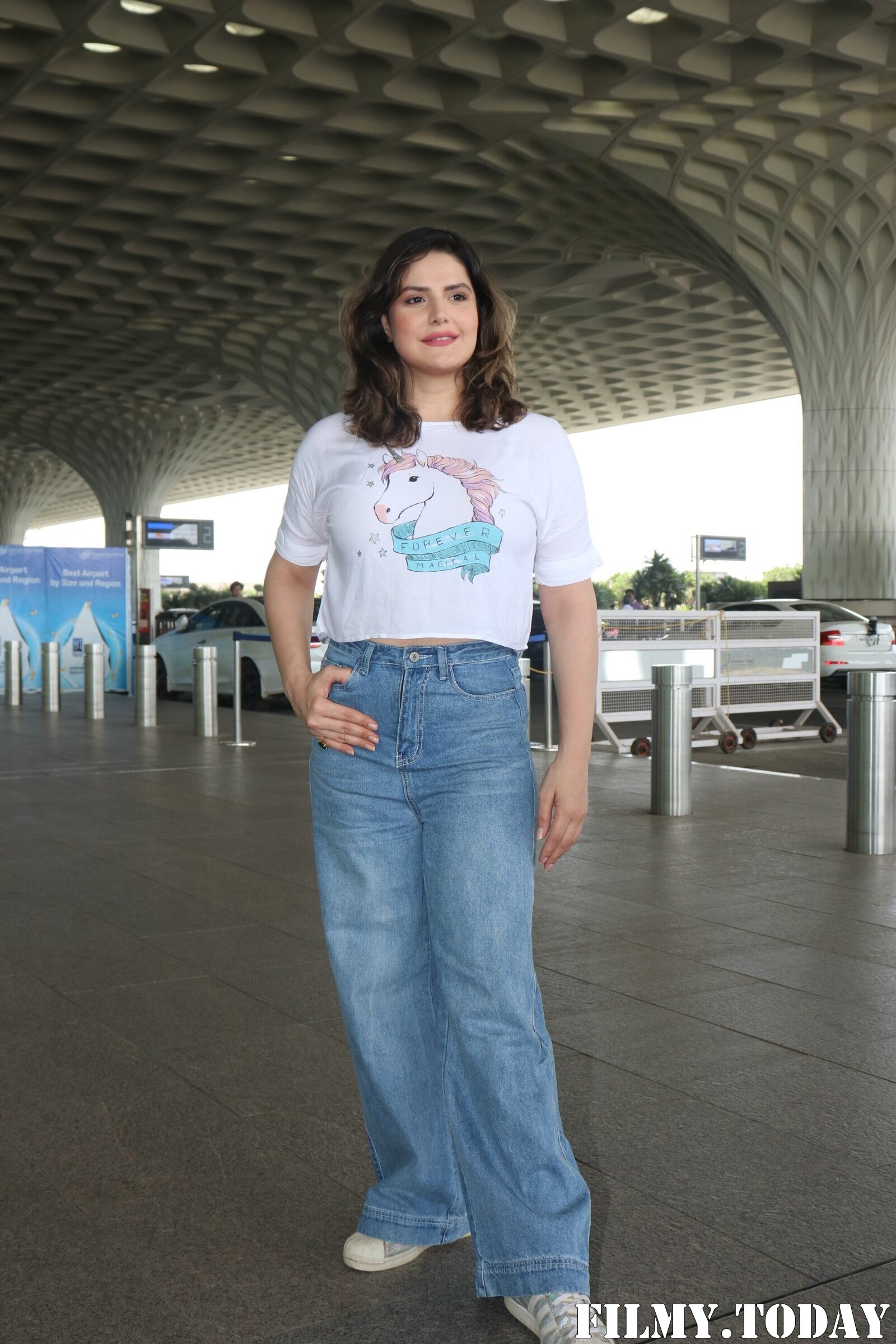 Zarine Khan - Photos: Celebs Spotted At Airport | Picture 1868719