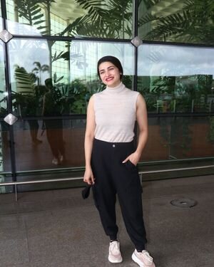 Prachi Desai - Photos: Celebs Spotted At Airport | Picture 1868844