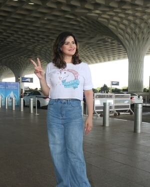Zarine Khan - Photos: Celebs Spotted At Airport | Picture 1868718