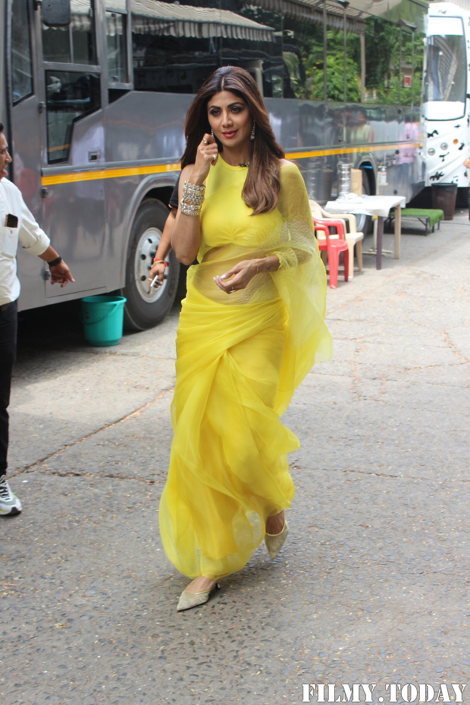 Shilpa Shetty - Photos: Celebs Spotted At Dance India Dance Set | Picture 1868823