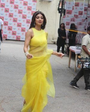 Shilpa Shetty - Photos: Celebs Spotted At Dance India Dance Set | Picture 1868826