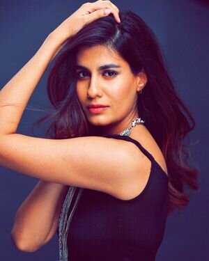 Shreya Dhanwanthary Latest Photos | Picture 1869350