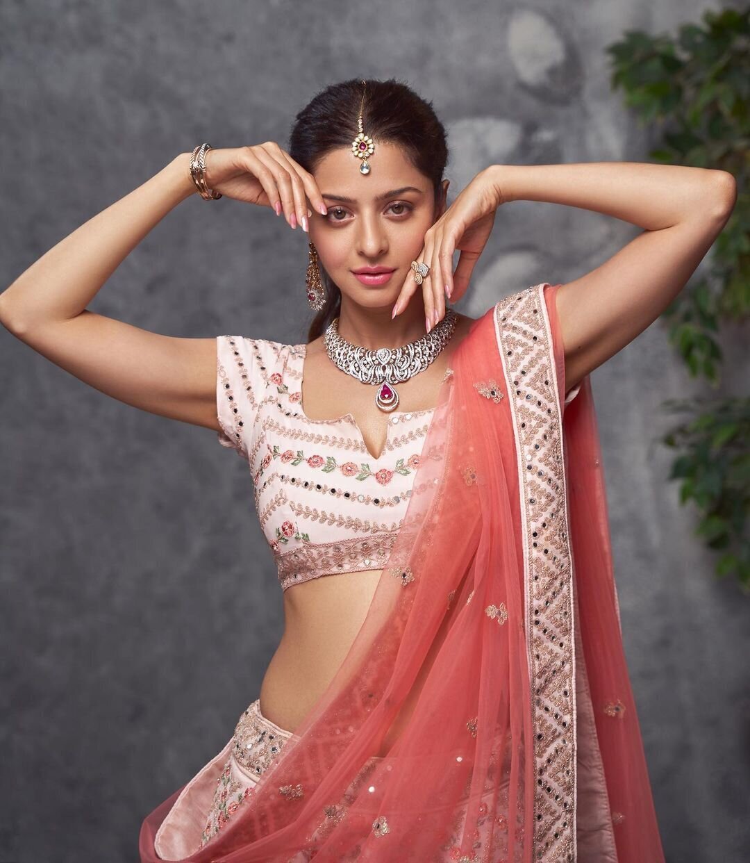 Vedhika Latest Photos | Picture 1870471