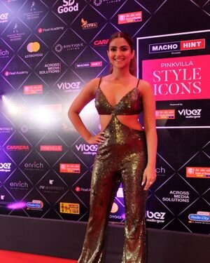 Pranutan Bahl - Photos: Red Carpet Of The Maiden Edition Of Its Style Icons Awards 2022