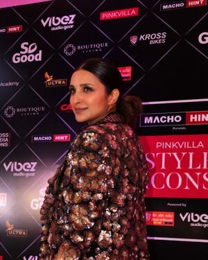 Parineeti Chopra - Photos: Red Carpet Of The Maiden Edition Of Its Style Icons Awards 2022