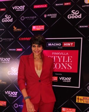 Mandira Bedi - Photos: Red Carpet Of The Maiden Edition Of Its Style Icons Awards 2022
