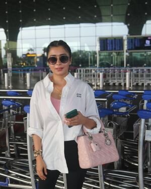Tina Dutta - Photos: Celebs Spotted At Airport | Picture 1873939