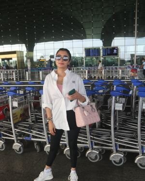 Tina Dutta - Photos: Celebs Spotted At Airport | Picture 1873933