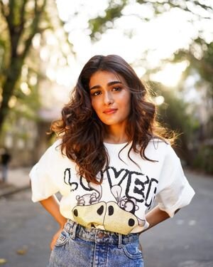 Shalini Pandey Latest Photos | Picture 1874182