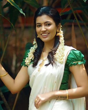 Anju Kurian New Photos | Picture 1874590