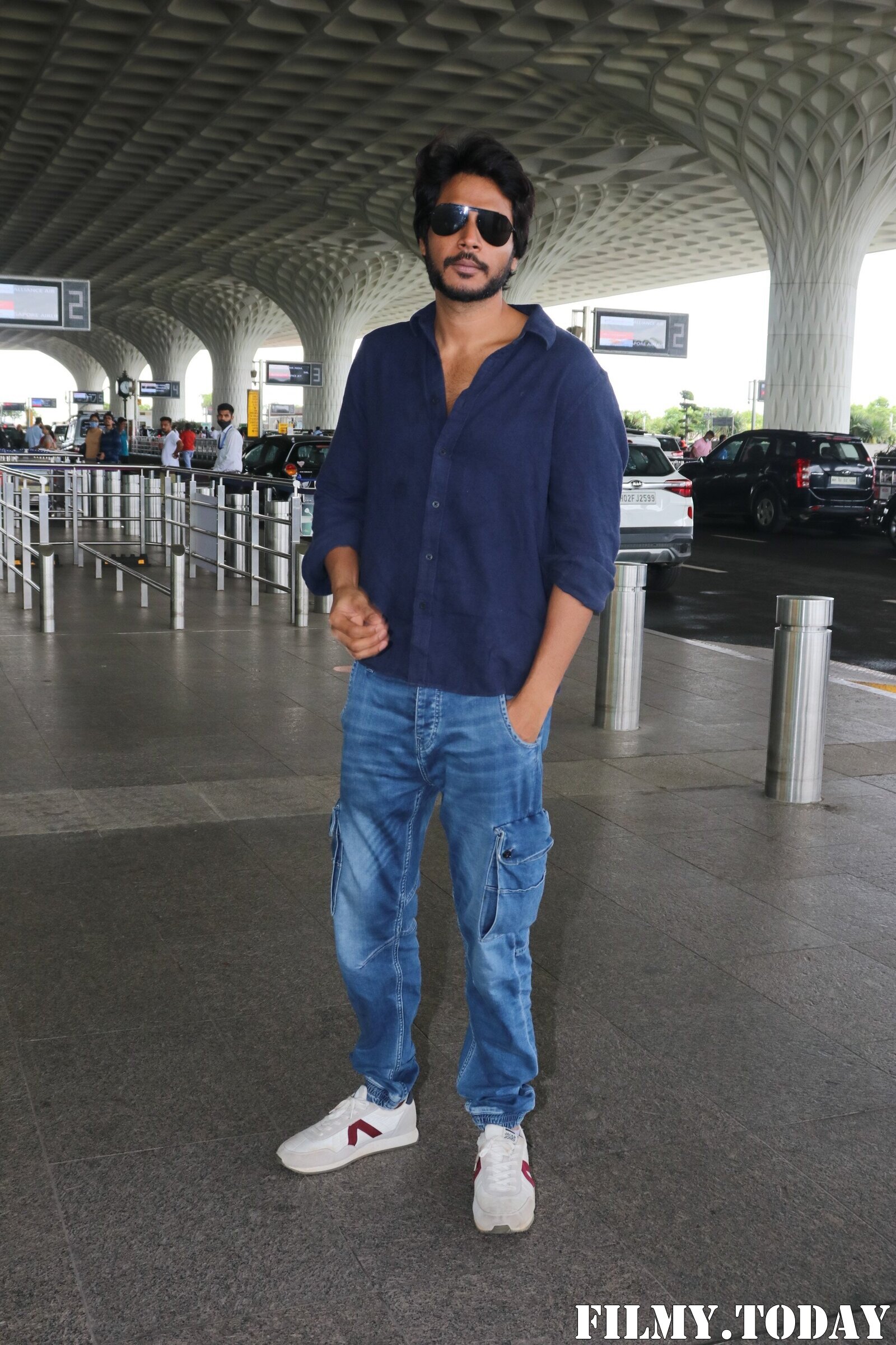 Sundeep Kishan - Photos: Celebs Spotted At Airport | Picture 1874945