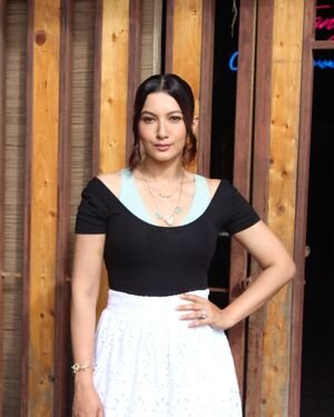 Gauhar Khan - Photos: Celebs Spotted At Andheri | Picture 1874955