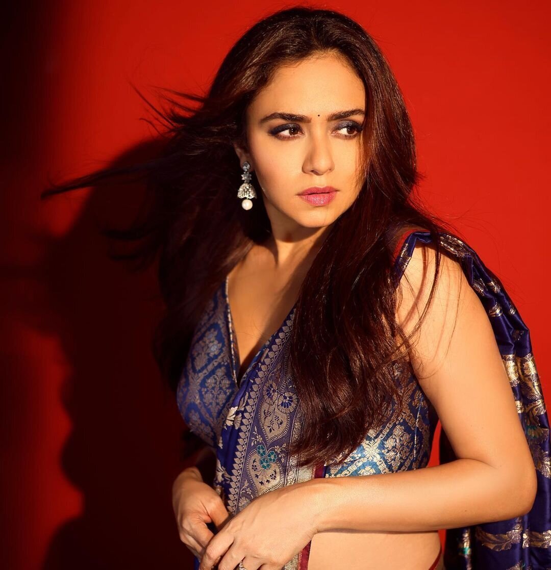 Amruta Khanvilkar Latest Photos | Picture 1875538