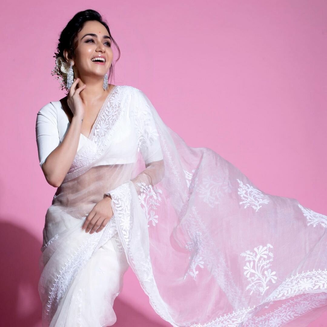 Amruta Khanvilkar Latest Photos | Picture 1875597