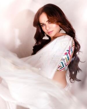 Amruta Khanvilkar Latest Photos | Picture 1875577