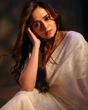 Amruta Khanvilkar Latest Photos | Picture 1875588