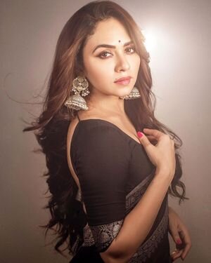 Amruta Khanvilkar Latest Photos | Picture 1875565