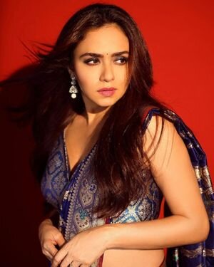 Amruta Khanvilkar Latest Photos | Picture 1875538