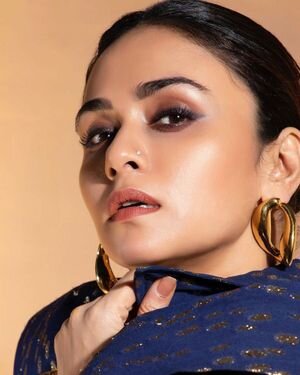 Amruta Khanvilkar Latest Photos | Picture 1875590