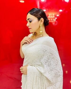 Amruta Khanvilkar Latest Photos | Picture 1875572