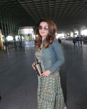 Raveena Tandon - Photos: Celebs Spotted At Airport | Picture 1866318