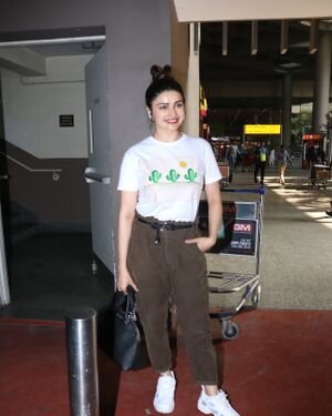 Prachi Desai - Photos: Celebs Spotted At Airport | Picture 1866384