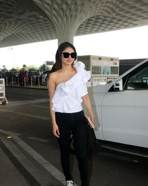 Mouni Roy - Photos: Celebs Spotted At Airport | Picture 1866547