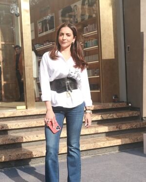 Photos: Celebs At Geetanjali Salon Launch In Bandra | Picture 1866852