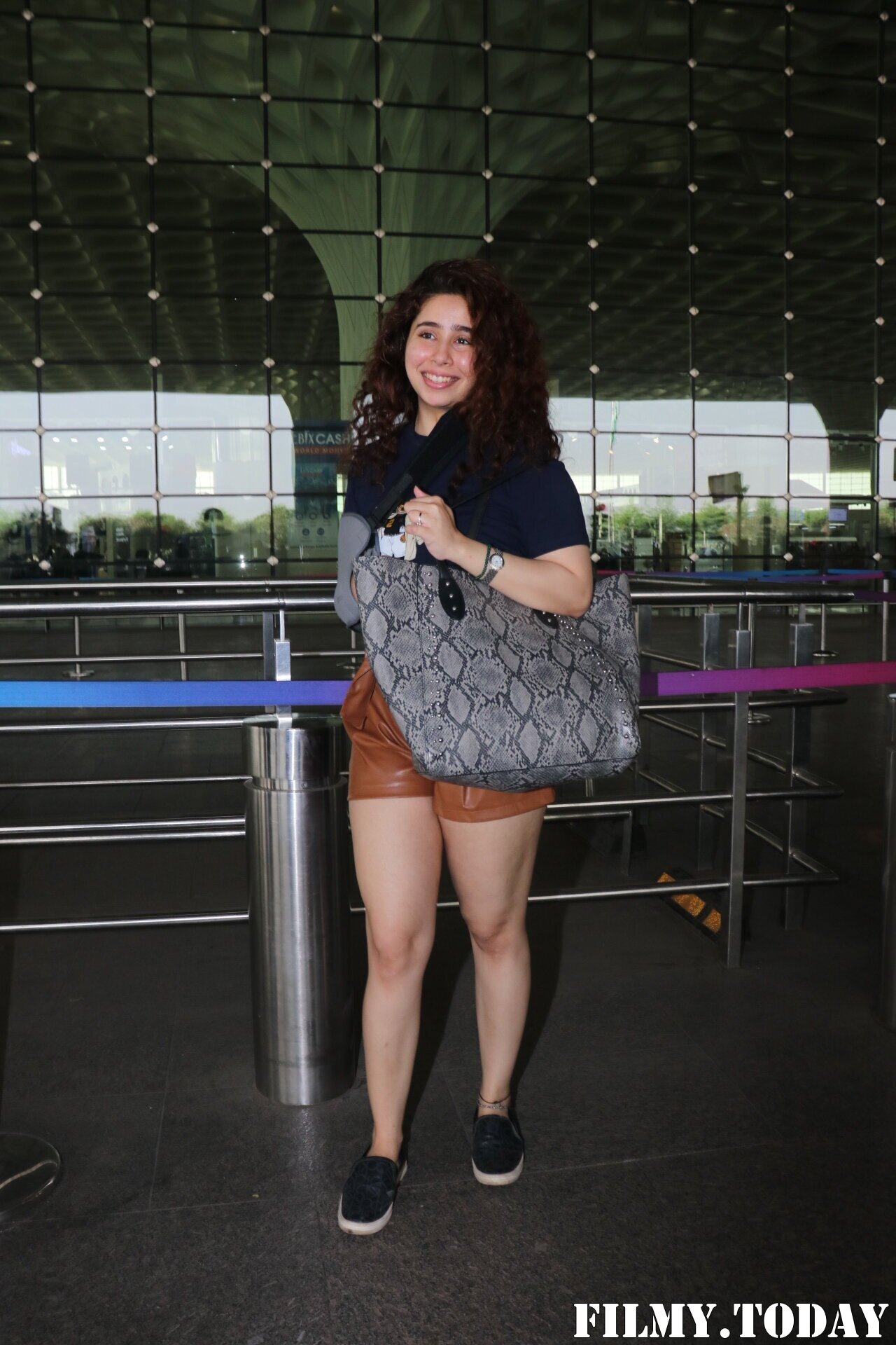 Himani Bhatia - Photos: Celebs Spotted At Airport | Picture 1866907