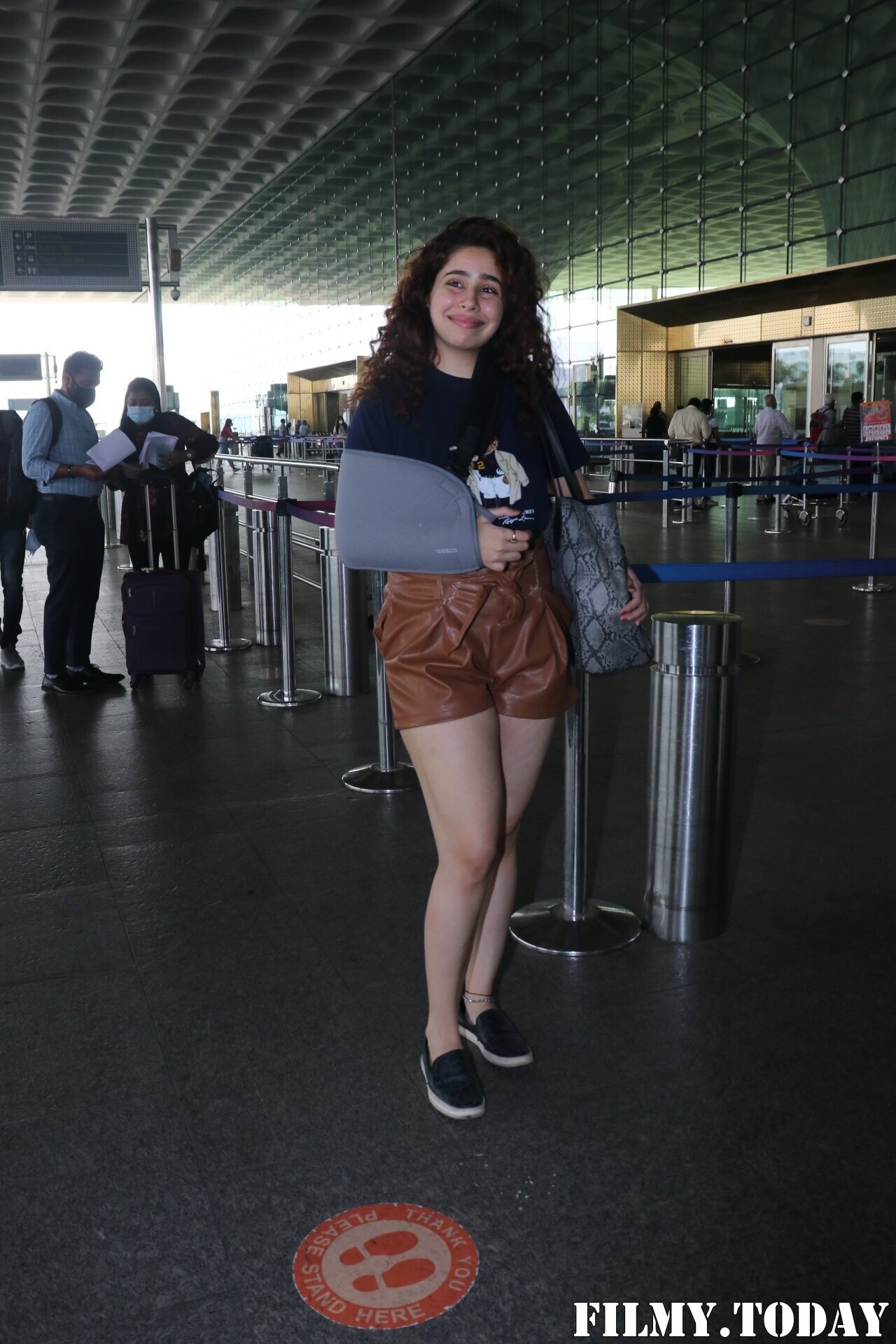 Himani Bhatia - Photos: Celebs Spotted At Airport | Picture 1866910