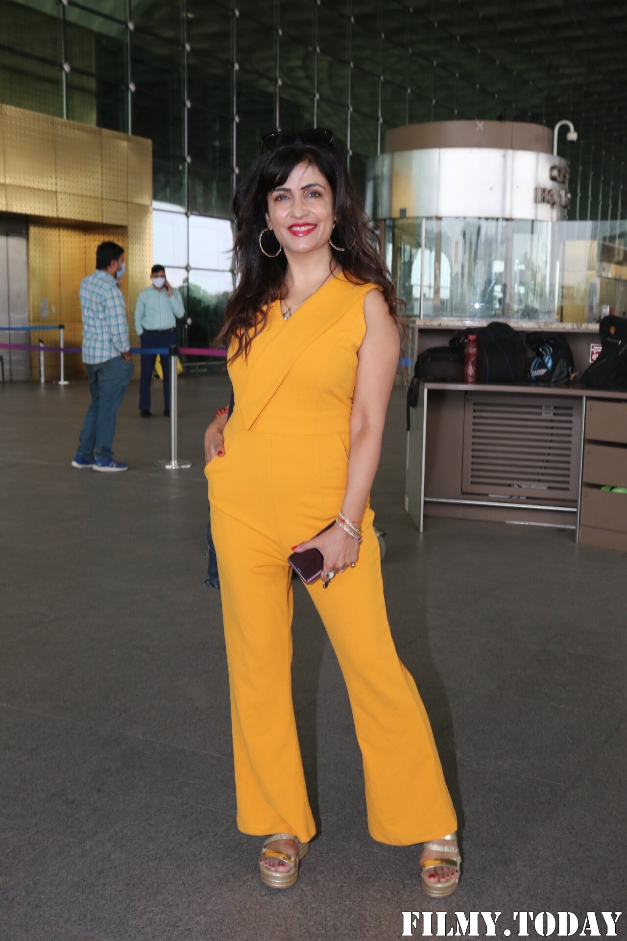 Shibani Kashyap - Photos: Celebs Spotted At Airport | Picture 1867120