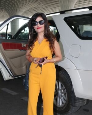 Shibani Kashyap - Photos: Celebs Spotted At Airport | Picture 1867114