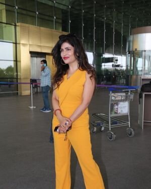 Shibani Kashyap - Photos: Celebs Spotted At Airport | Picture 1867119