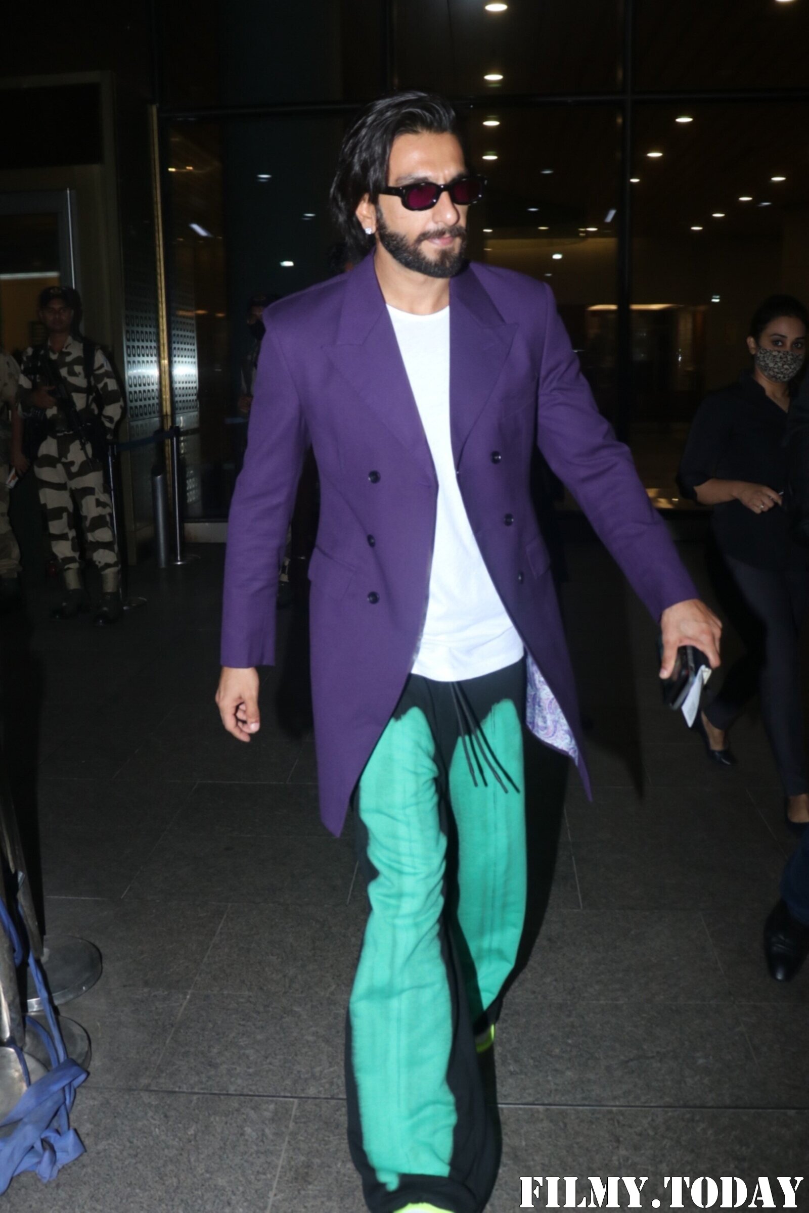 Ranveer Singh - Photos: Celebs Spotted At Airport | Picture 1867244
