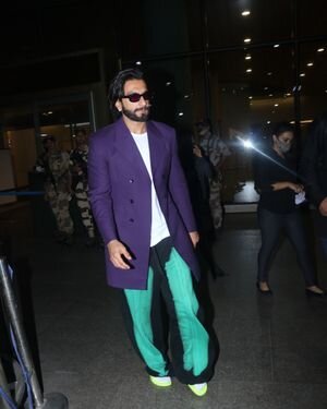 Ranveer Singh - Photos: Celebs Spotted At Airport | Picture 1867233