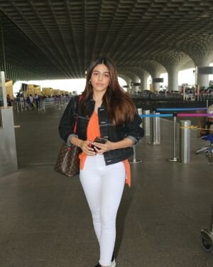 Alaya Furniturewala - Photos: Celebs Spotted At Airport | Picture 1867298
