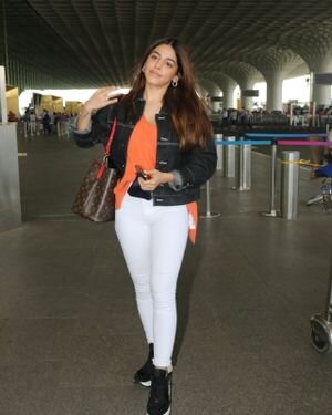 Alaya Furniturewala - Photos: Celebs Spotted At Airport | Picture 1867297