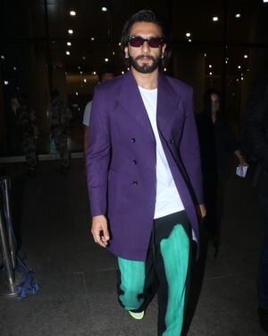 Ranveer Singh - Photos: Celebs Spotted At Airport | Picture 1867235