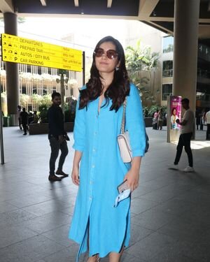Raashi Khanna - Photos: Celebs Spotted At Airport