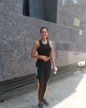 Esha Gupta - Photos: Celebs Spotted Post Gym Workout | Picture 1867677