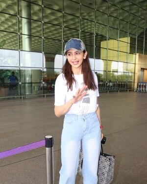 Rakul Preet Singh - Photos: Celebs Spotted At Airport | Picture 1867840