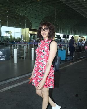 Adah Sharma - Photos: Celebs Spotted At Airport