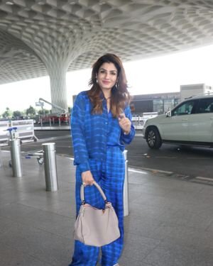 Raveena Tandon - Photos: Celebs Spotted At Airport | Picture 1867905