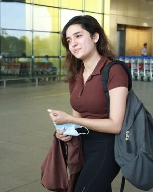 Shirley Setia - Photos: Celebs Spotted At Airport | Picture 1902481
