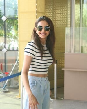 Rakul Preet Singh - Photos: Celebs Spotted At Airport | Picture 1902443